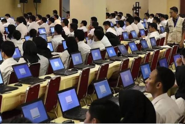 Formasi CPNS Kemendikbud 2026: Daftar Paling Diburu & Peluang Lolosnya!